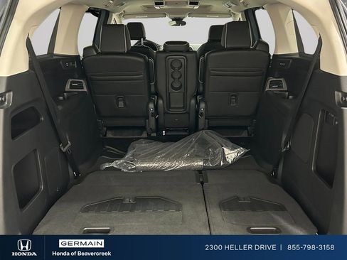 New 2026 Honda Odyssey Elite image 25