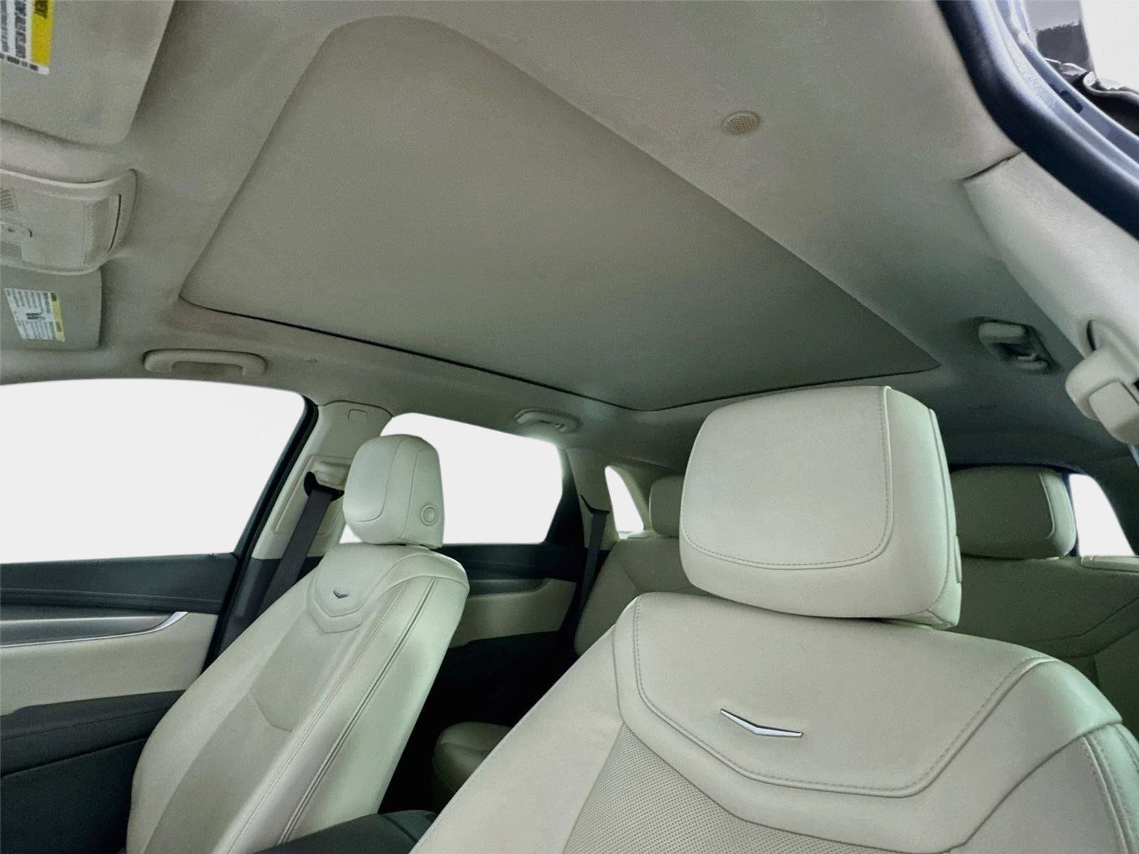 Used 2024 Cadillac XT5 Premium Luxury FWD image 14