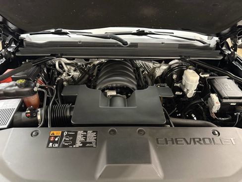 Used 2016 Chevrolet Suburban LTZ image 38