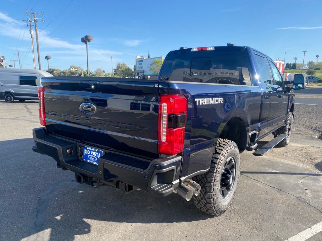New 2025 Ford F250 Lariat w/ Lariat Ultimate Package AWD/4WD image 7