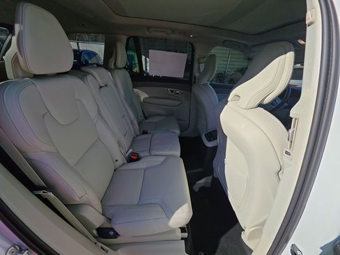 New 2026 Volvo XC90 T8 Ultra image 18