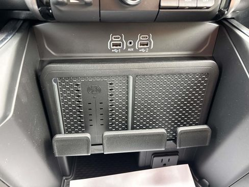 New 2026 RAM 1500 Big Horn AWD/4WD image 10