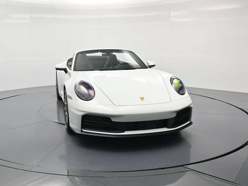Used 2025 Porsche 911 Carrera RWD image 37