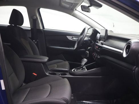 Used 2024 Kia Forte LXS w/ LXS Technology Package image 9