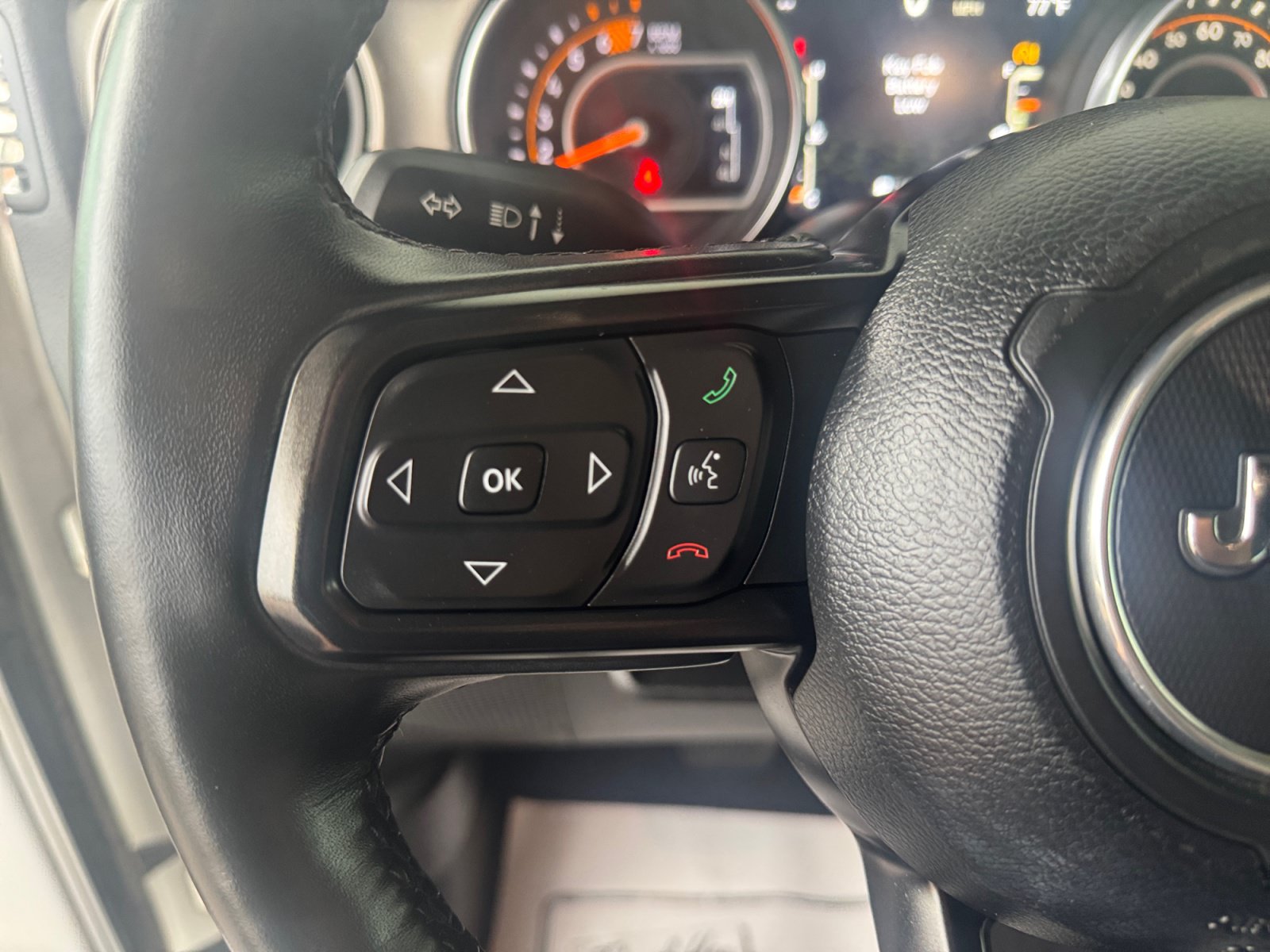 Used 2020 Jeep Wrangler Sport AWD/4WD image 15