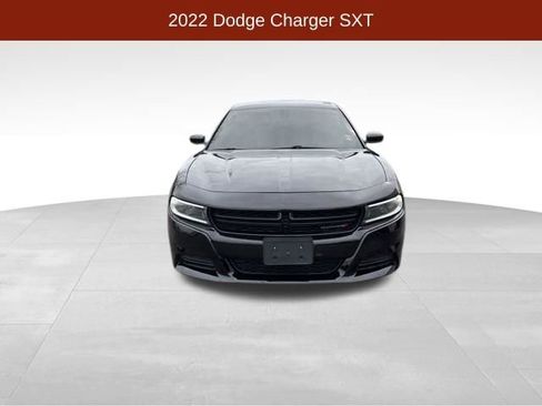 Used 2022 Dodge Charger SXT image 2