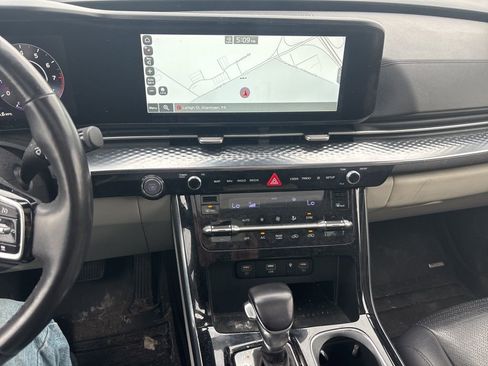 Certified 2022 Kia Carnival SX Prestige image 10