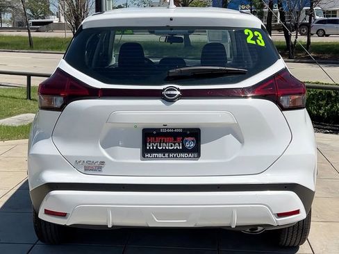 Used 2023 Nissan Kicks S image 18