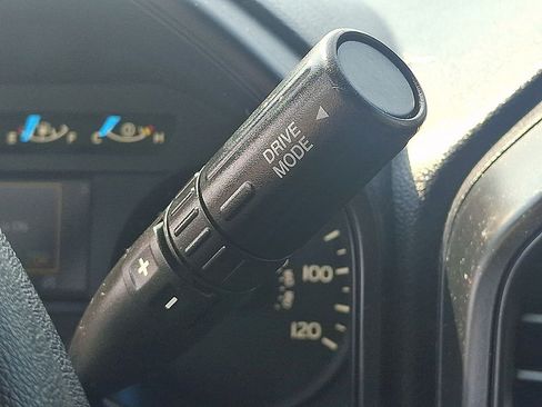 Used 2019 Ford F150 XL w/ Equipment Group 101A Mid AWD/4WD image 14