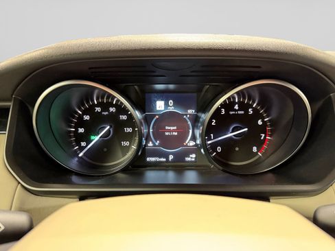 Used 2018 Land Rover Discovery SE AWD/4WD image 19