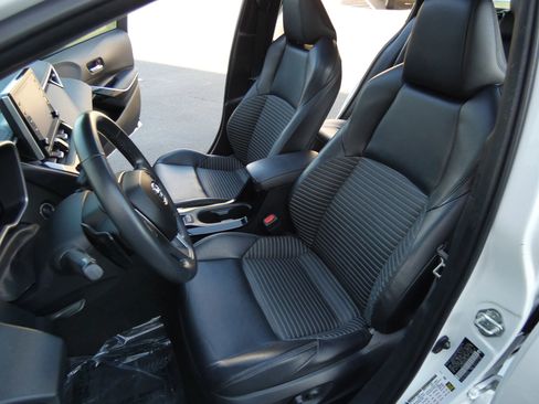 Used 2020 Toyota Corolla XSE image 56