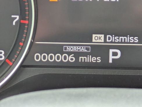 New 2026 Mitsubishi Outlander SE image 32