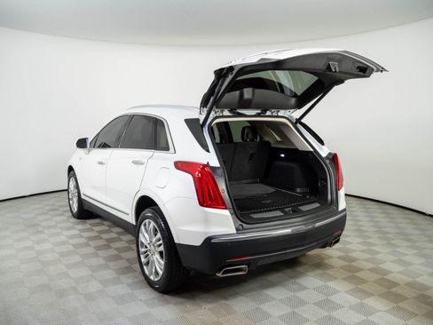 Used 2019 Cadillac XT5 Premium Luxury AWD/4WD image 32