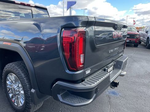 Used 2022 GMC Sierra 2500 Denali image 36