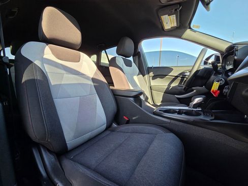 Used 2024 Chevrolet Trax RS image 29