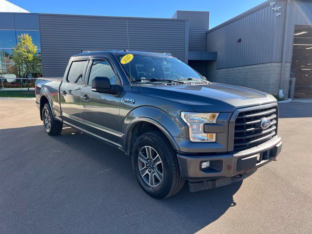 Used 2017 Ford F150 XLT w/ Equipment Group 302A Luxury AWD/4WD image 3