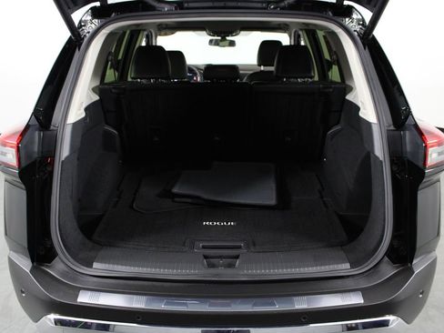 Certified 2023 Nissan Rogue Platinum w/ Platinum Premium Package image 18