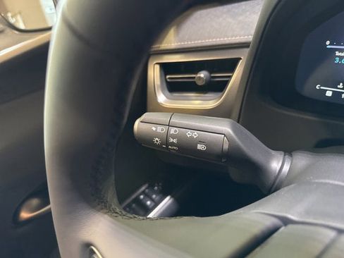 New 2025 Lexus UX 300h AWD image 22