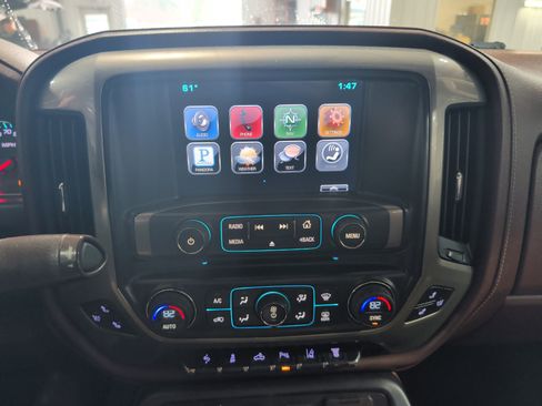 Used 2015 Chevrolet Silverado 2500 High Country w/ Duramax Plus Package image 11