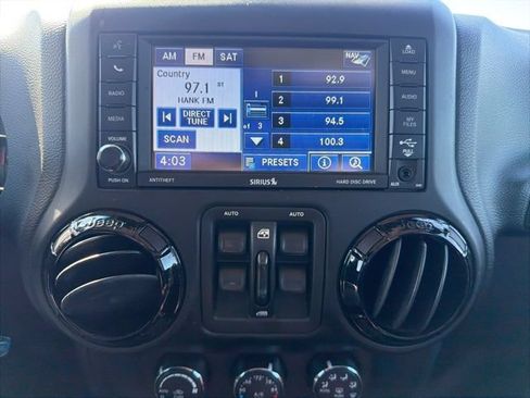 Used 2012 Jeep Wrangler Unlimited Sahara AWD/4WD image 24