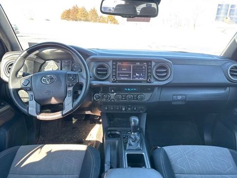 Used 2023 Toyota Tacoma TRD Off-Road image 13