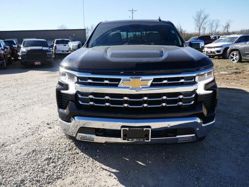 New 2026 Chevrolet Silverado 1500 LTZ w/ LTZ Premium Package image 9