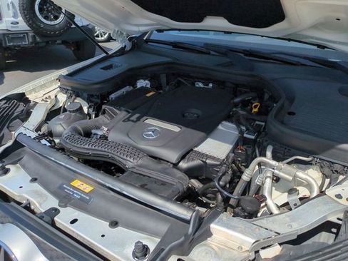 Used 2017 Mercedes-Benz GLC 300 image 25