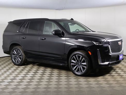 Used 2023 Cadillac Escalade Sport AWD/4WD image 2