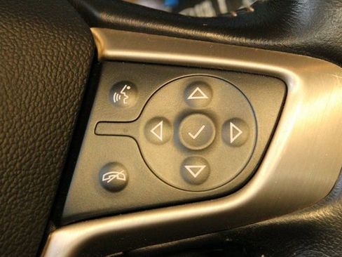 Used 2018 GMC Canyon Denali image 22