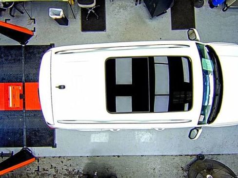 Used 2023 Volkswagen Atlas SEL Premium image 13