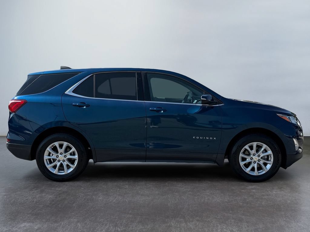 Used 2019 Chevrolet Equinox LT FWD image 2