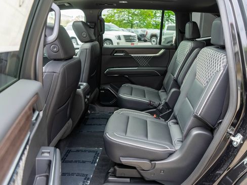 New 2026 GMC Acadia Denali w/ Super Cruise Package AWD/4WD image 14