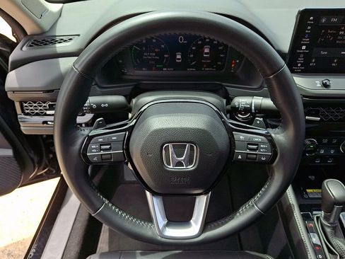 Used 2024 Honda Accord Touring image 20