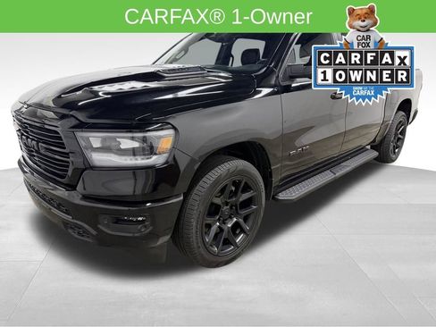 Used 2023 RAM 1500 Laramie AWD/4WD image 4