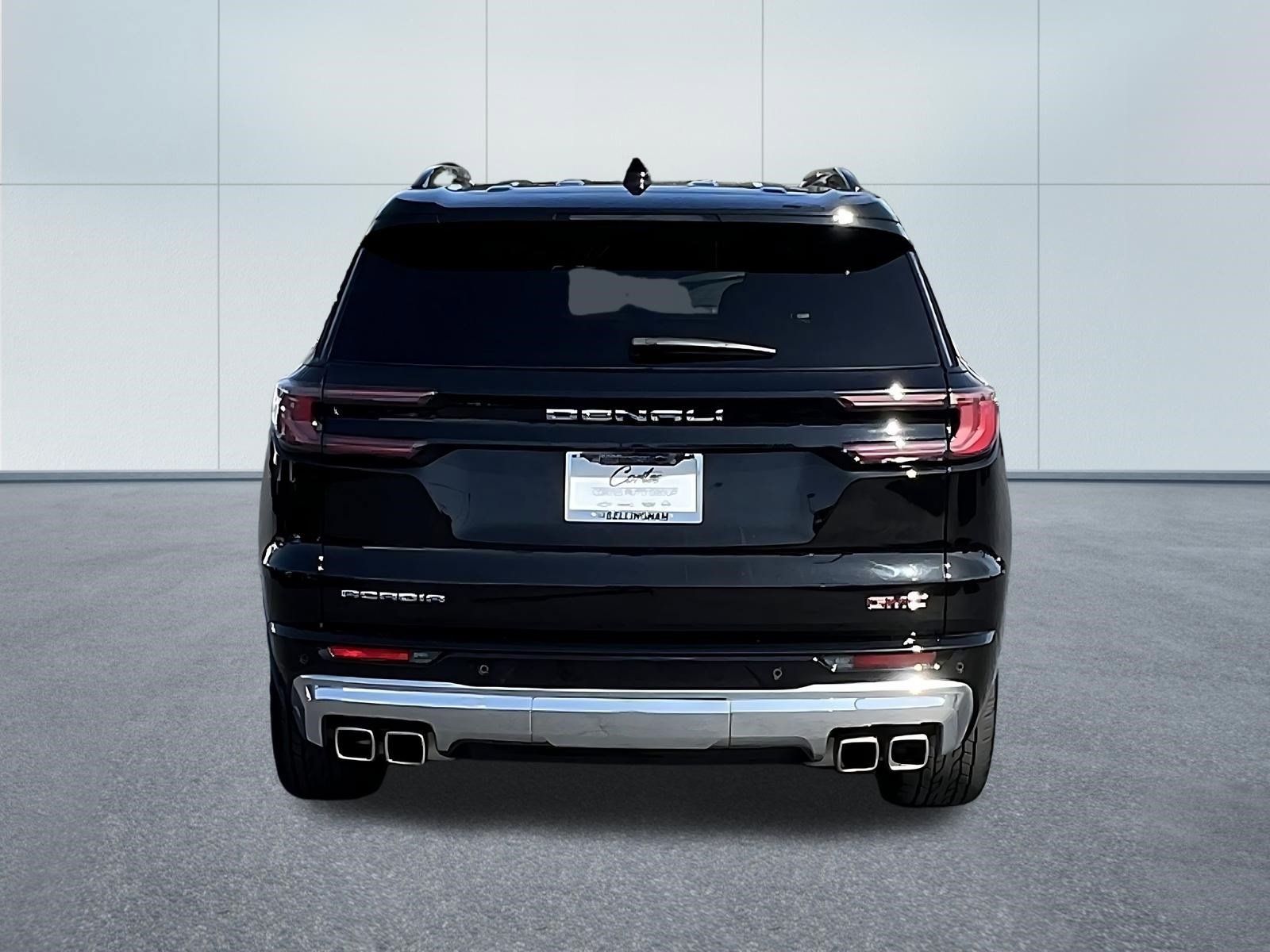Used 2024 GMC Acadia Denali w/ Super Cruise Package FWD image 5