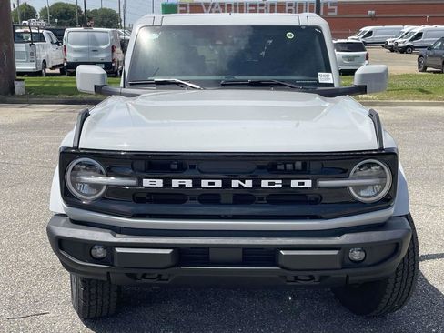 New 2026 Ford Bronco Outer Banks AWD/4WD image 8