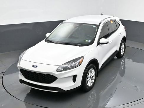 Used 2020 Ford Escape SE image 20