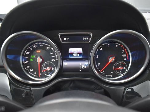 Used 2019 Mercedes-Benz GLS 450 4MATIC image 18