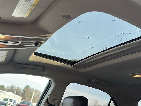 Used 2016 Chevrolet Equinox LTZ w/ Enhanced Convenience Package image 26