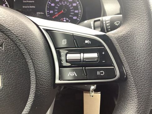 Used 2024 Kia Forte LXS image 12