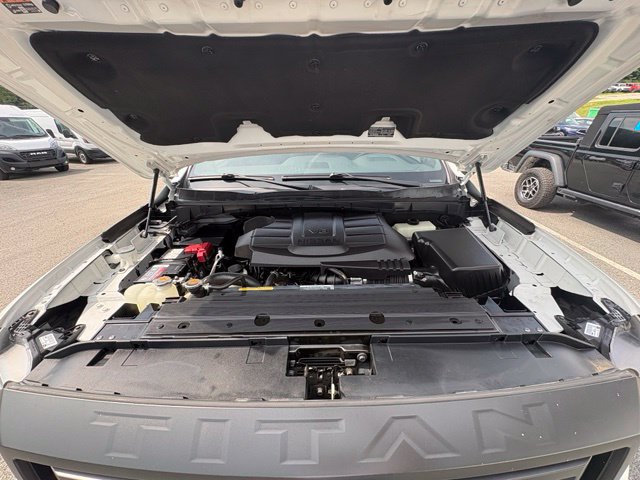 Used 2023 Nissan Titan PRO-4X w/ Pro-4x Convenience Package AWD/4WD image 34