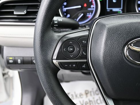 Used 2023 Toyota Camry LE image 18