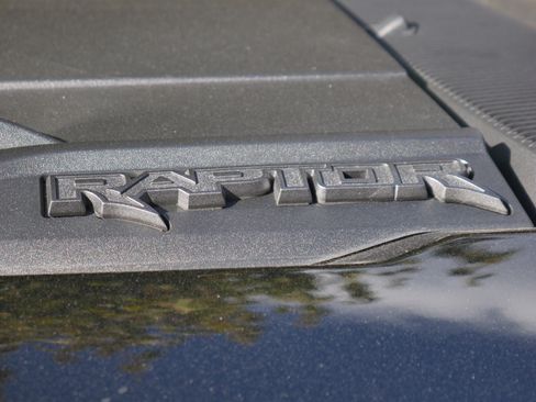 New 2025 Ford Bronco Raptor w/ Interior Carbon Fiber Pack AWD/4WD image 20