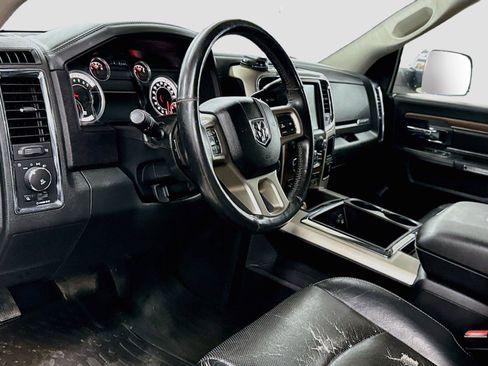 Used 2015 RAM 2500 Laramie w/ Convenience Group AWD/4WD image 7