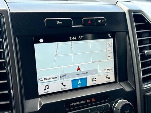 Used 2018 Ford F150 XLT w/ Equipment Group 302A Luxury AWD/4WD image 16