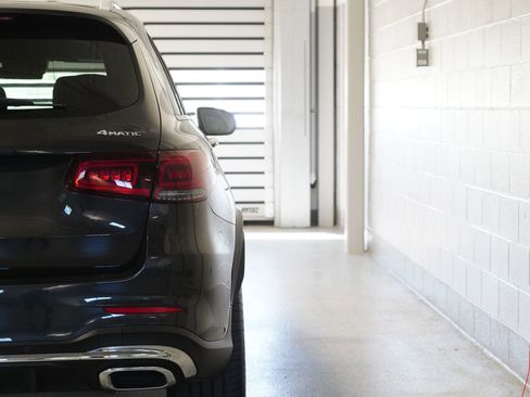 Certified 2022 Mercedes-Benz GLC 300 4MATIC image 10