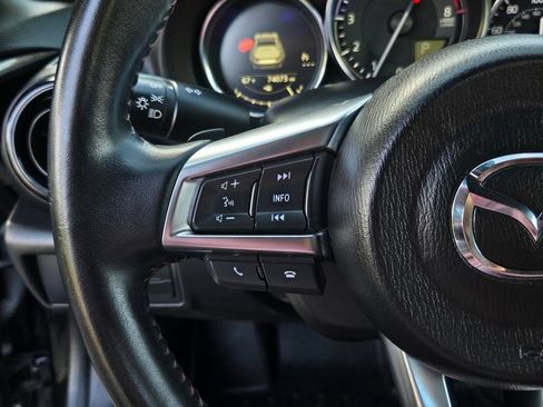 Used 2017 MAZDA MX-5 Miata RF Club RWD image 17
