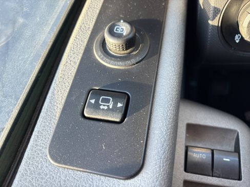 Used 2012 Ford F250 XLT w/ XLT Premium Pkg image 30