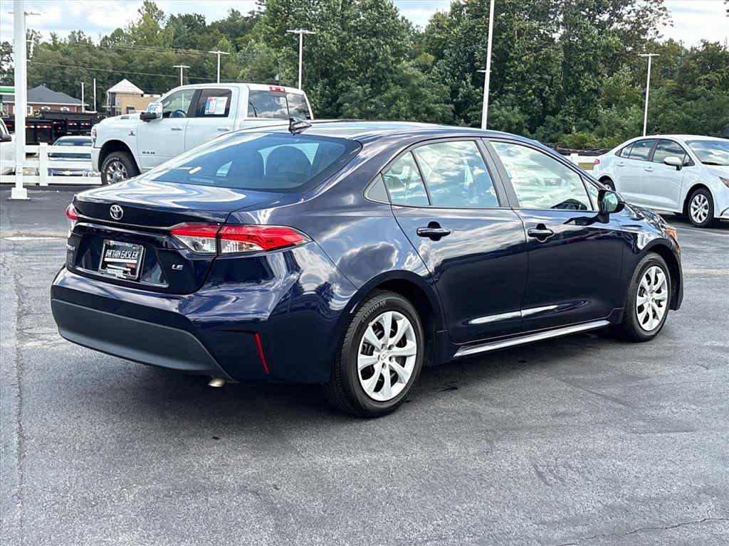 Used 2024 Toyota Corolla LE FWD image 3