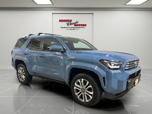 Used 2025 Toyota 4Runner 4WD image 1